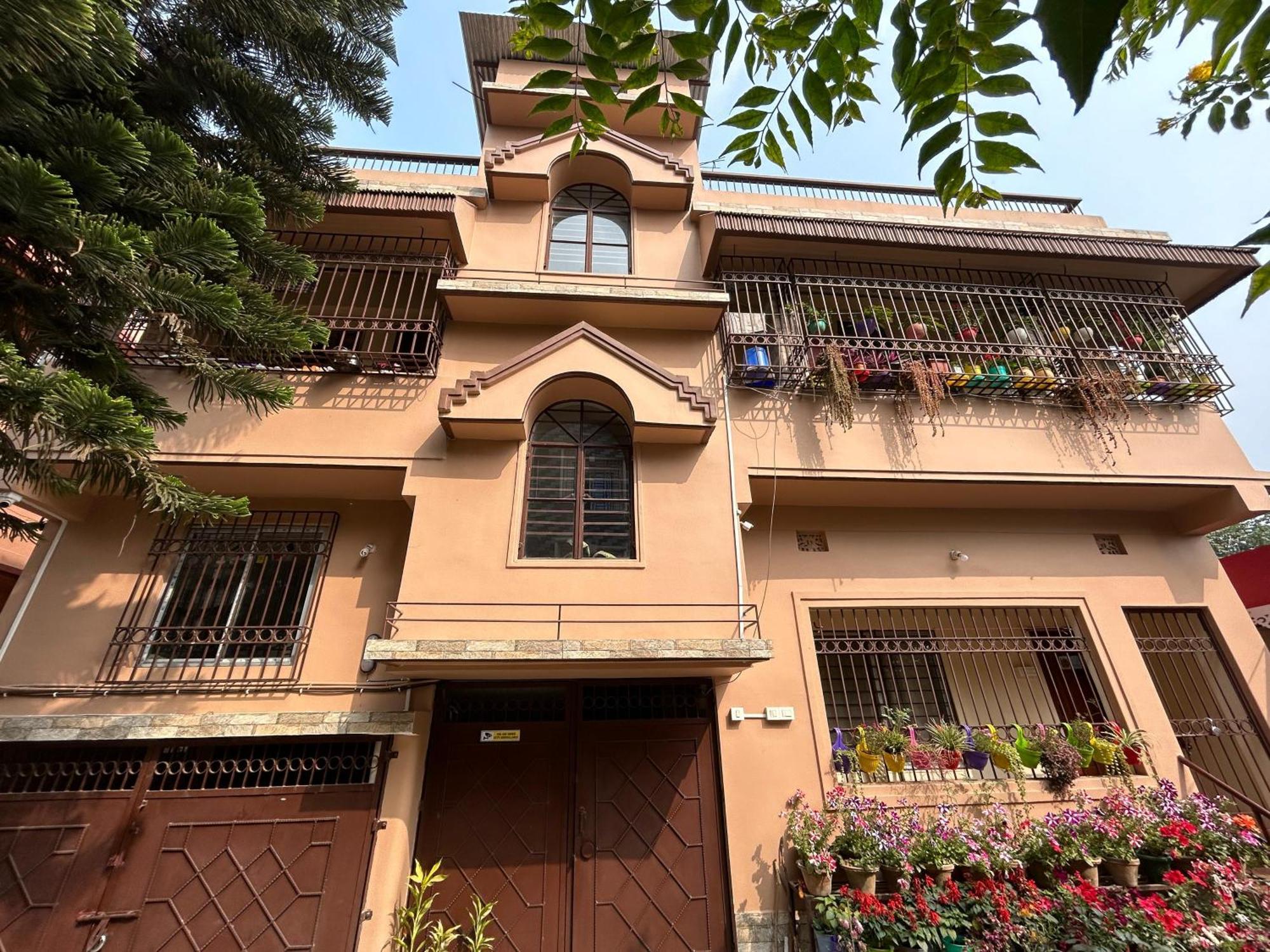 Mulaqat Homestay Siliguri Exteriör bild