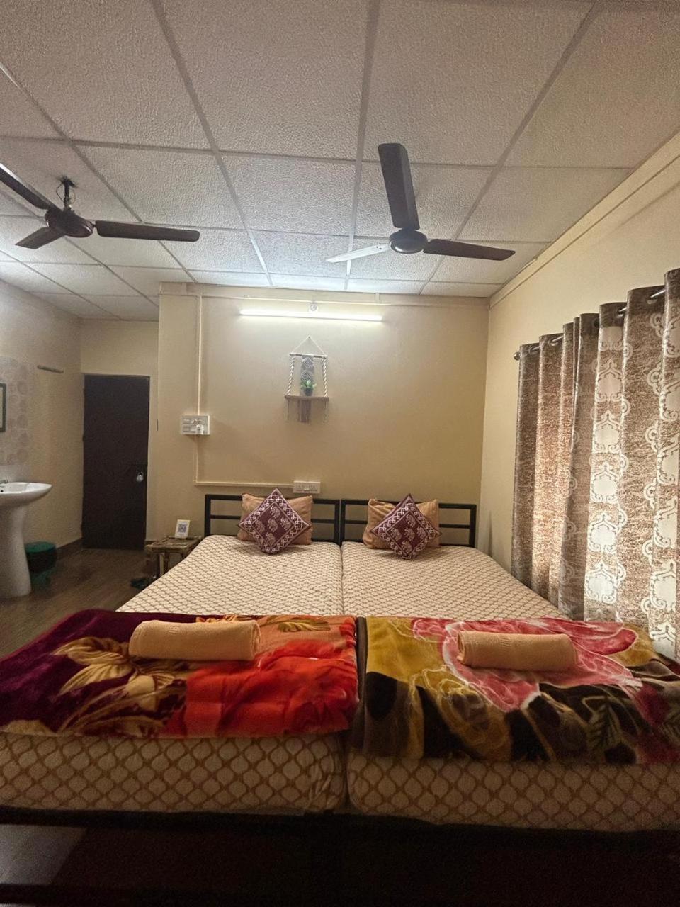 Mulaqat Homestay Siliguri Exteriör bild