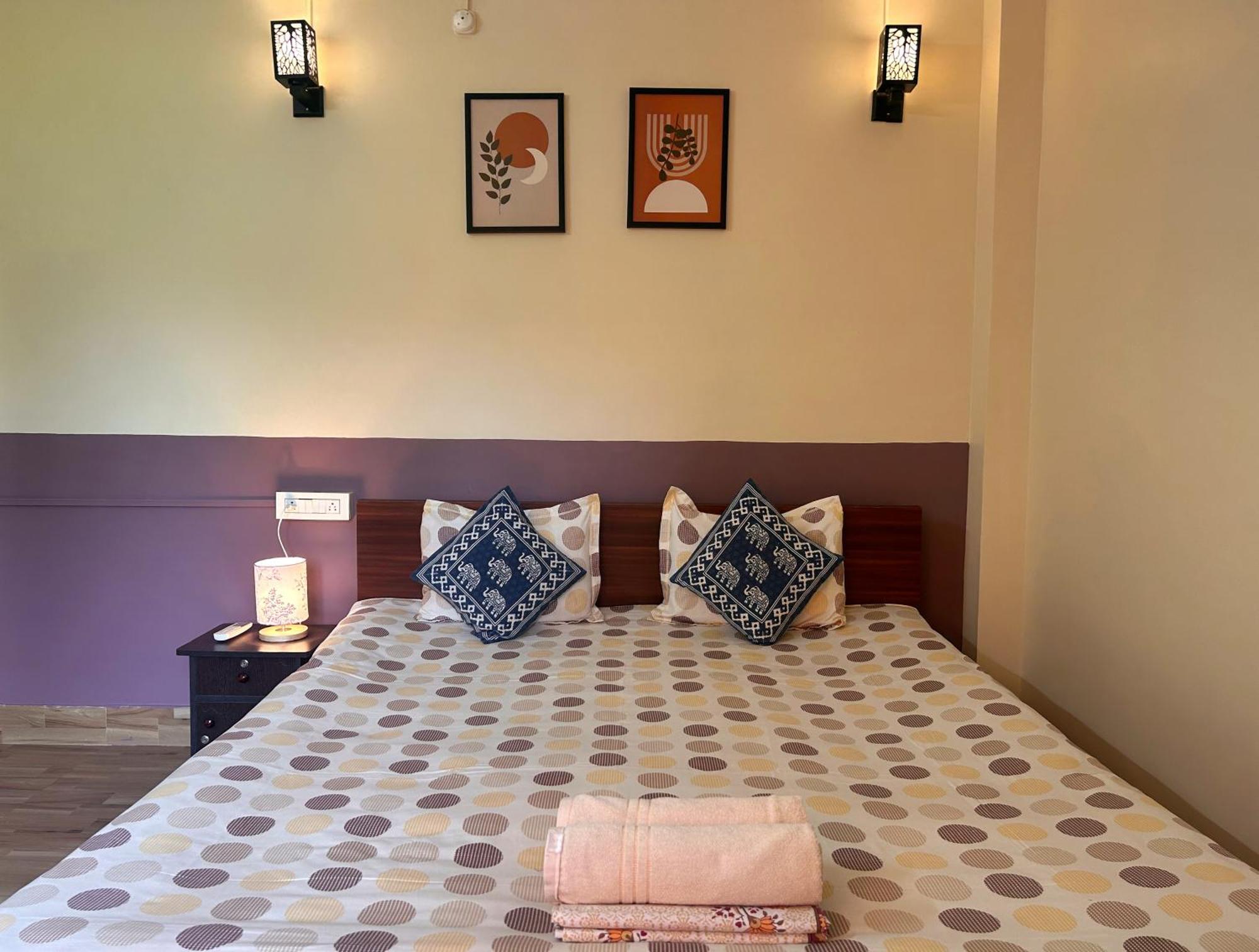 Mulaqat Homestay Siliguri Exteriör bild