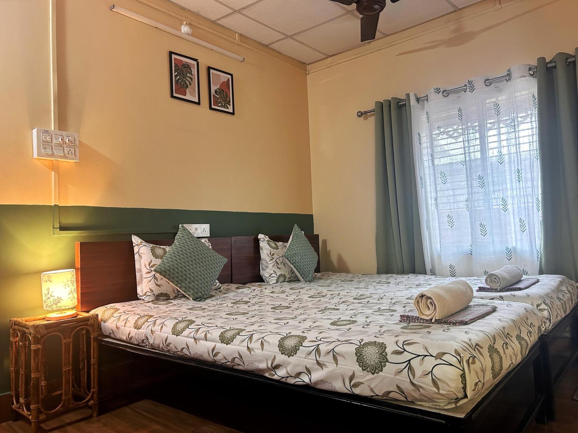 Mulaqat Homestay Siliguri Exteriör bild